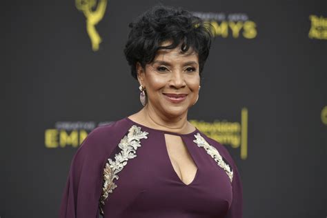 phylicia rashad height|The Complete Phylicia Rashad Bio: Age, Height, Body Stats, Net。